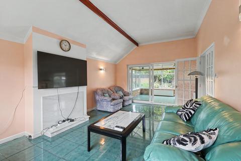 6 bedroom detached house for sale, Baverstock Road, Poole
