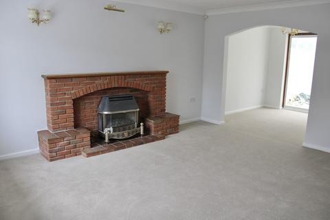 4 bedroom detached house to rent, Crummock Road, CHANDLERS FORD SO53