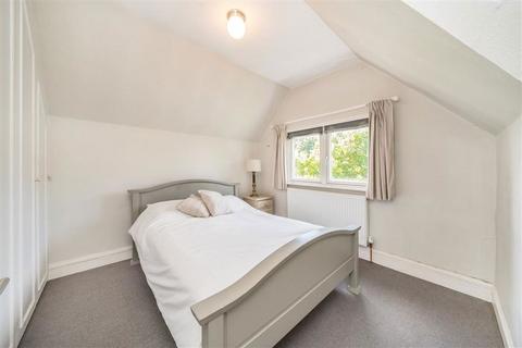 2 bedroom flat for sale, Teignmouth Road, London NW2