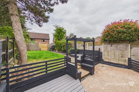 3 bedroom semi-detached house for sale, Malvern Crescent, Ashby-de-la-Zouch