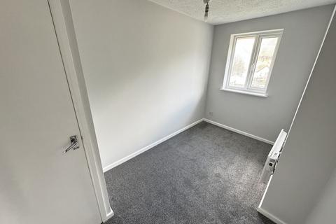 2 bedroom apartment to rent, Banstead Close, Wolverhampton WV2