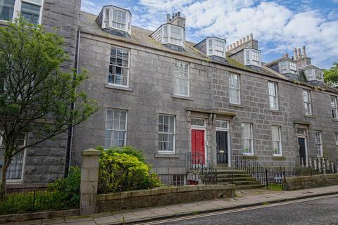 2 bedroom apartment for sale, Basement Flat, Dee Place , Aberdeen