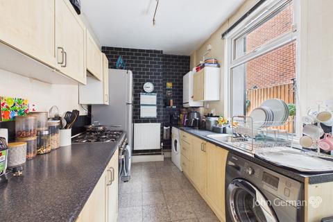 2 bedroom terraced house for sale, Edward Street, Burton-on-Trent