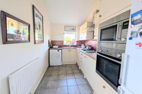 2 bedroom terraced house for sale, Campbell Road, Eastleigh