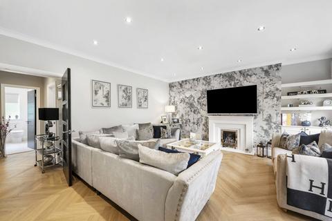 Herndon Court, Newton Mearns, Glasgow