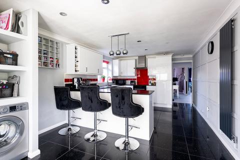 3 bedroom detached bungalow for sale, Bell Farm Lane, Sheerness ME12