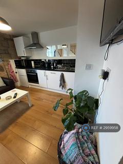 1 bedroom flat to rent, Rivermill Court, Kirkstall, LS5