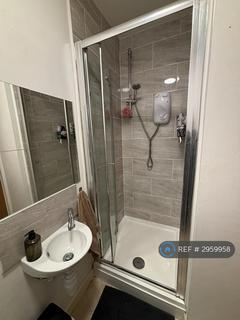1 bedroom flat to rent, Rivermill Court, Kirkstall, LS5