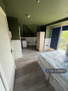 Studio to rent, Bellingham Road, London, SE6