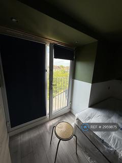 Studio to rent, Bellingham Road, London, SE6