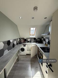 Studio to rent, Bellingham Road, London, SE6
