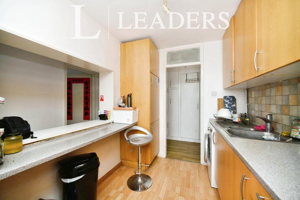 Apartment in Brighton, Brunswick - View 2