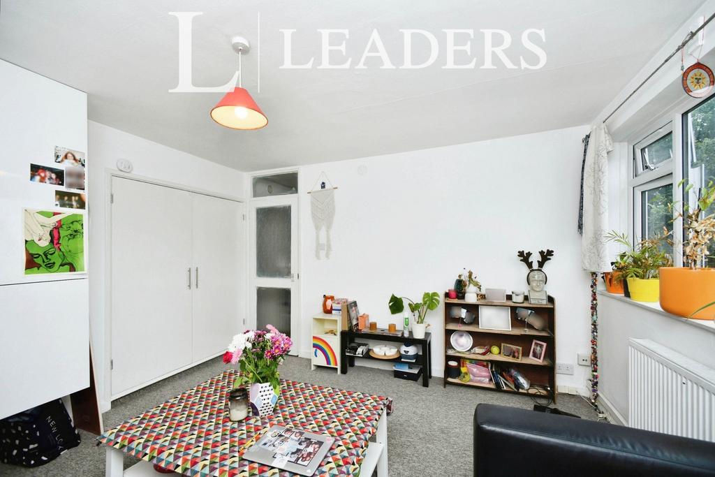 Apartment in Brighton, Brunswick - View 4