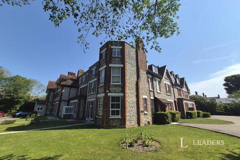 2 bed flat/apartment for rent in Clovelly, 20 Blackwater Road, Eastbourne, BN21