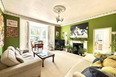 2 bedroom apartment for sale, 14 Downside, Epsom
