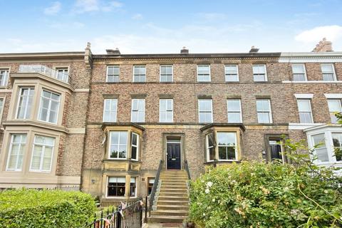 2 bedroom apartment for sale, Priors Terrace, Tynemouth NE30