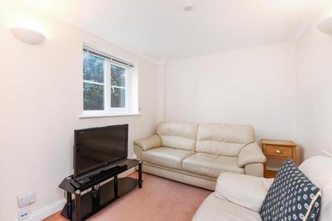 3 bedroom detached house to rent, Acland Close, Headington, Oxford, OX3