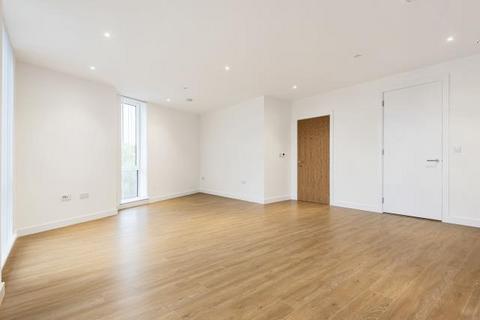 2 bedroom flat to rent, Winchester House, Bond Way, Bracknell, RG12