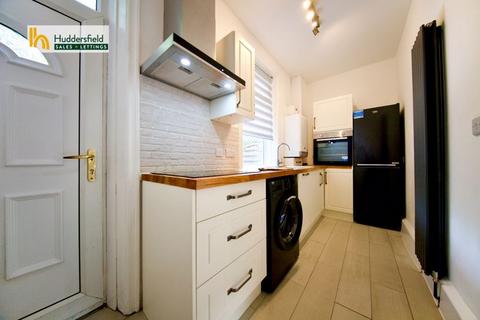 2 bedroom terraced house for sale, Chestnut Street, Huddersfield