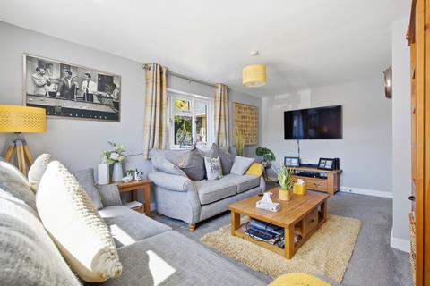 3 bedroom semi-detached house for sale, Queens Close, Ascot
