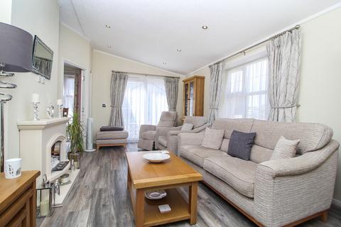 2 bedroom park home for sale, Felmersham Road, Bedford MK43
