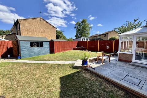 3 bedroom semi-detached house for sale, Cumbrian Way, Loughborough LE12