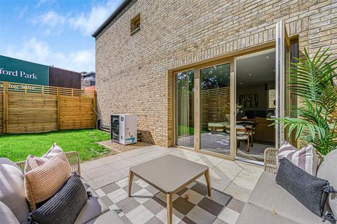 undefined, Twyford Park, London, NW10