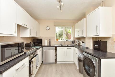 3 bedroom detached house for sale, Recreation Way, Sittingbourne ME10