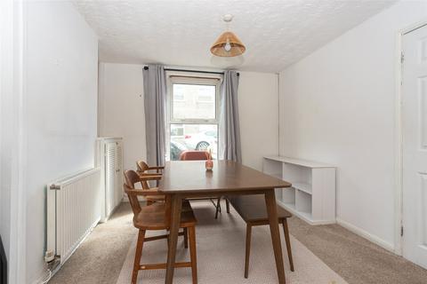 2 bedroom terraced house for sale, Hill Street, Caernarfon, Gwynedd, LL55