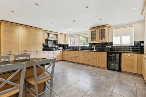 5 bedroom detached house for sale, Norwich Road, Attleborough, Norfolk, NR17