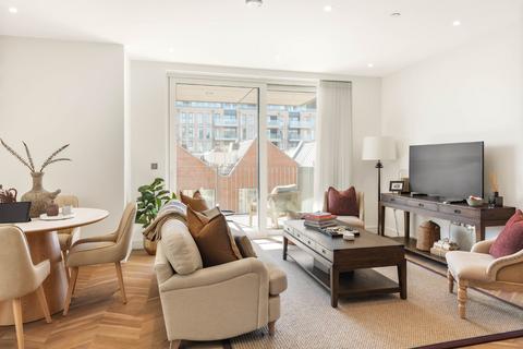 2 bedroom retirement property for sale, Central Avenue, London