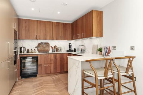 2 bedroom retirement property for sale, Central Avenue, London