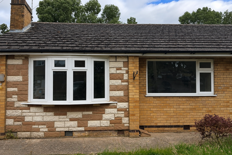 2 bedroom bungalow to rent, Winslow Drive, Wigston LE18