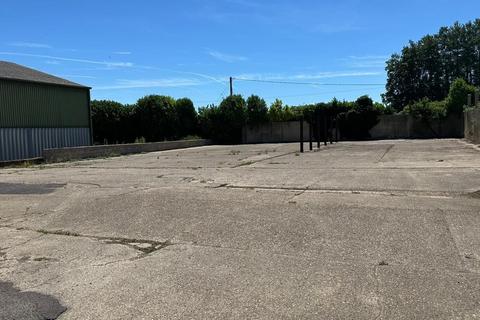 Land to rent, Waltham Ln Basingstoke RG25 2BS