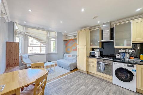 1 bedroom flat to rent, 80 Tollington Park, London, N4