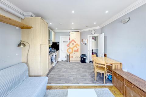 1 bedroom flat to rent, 80 Tollington Park, London, N4