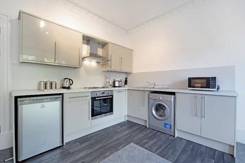 3 bedroom flat to rent, Union Place, Dundee DD2