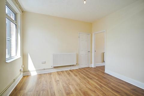 2 bedroom end of terrace house for sale, Stanton Road, Burton-on-Trent, Staffordshire, DE15