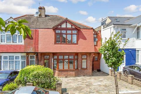 4 bedroom semi-detached house for sale, Lakeside Avenue, Ilford IG4