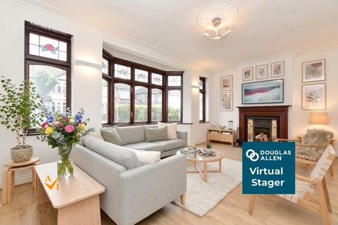 4 bedroom semi-detached house for sale, Lakeside Avenue, Ilford IG4
