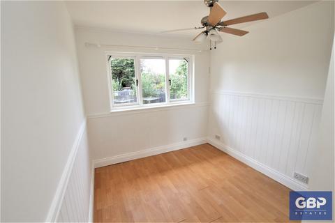 undefined, Holland Close, Romford, RM7