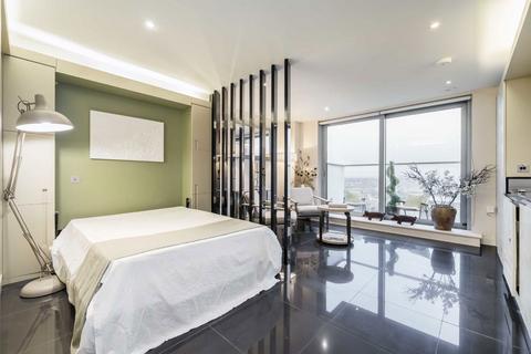 Studio for sale, Pan Peninsula Square, London E14