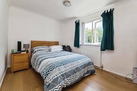 2 bedroom semi-detached house for sale, Britten Drive, Exeter