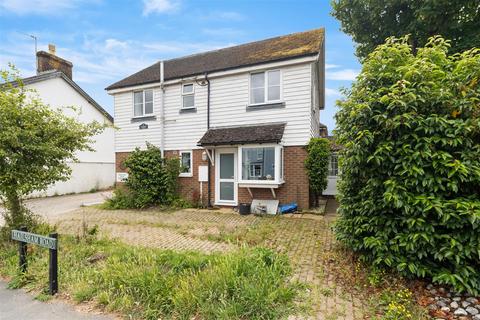 2 bedroom maisonette for sale, Gardner Court, Herstmonceux East Sussex