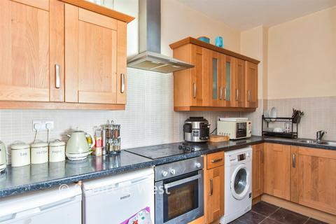1 bedroom apartment for sale, Starboard Court, Brighton BN2