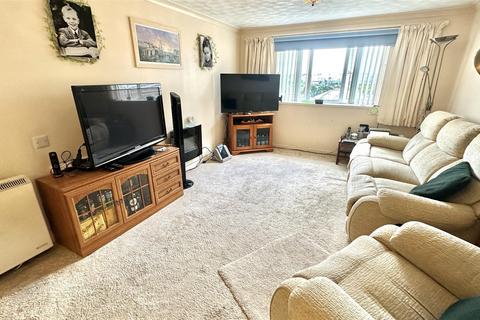 2 bedroom flat for sale, Trevarthian Road, St. Austell