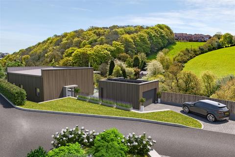 5 bedroom detached house for sale, Trembear Road, St. Austell
