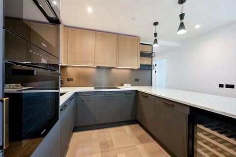 undefined, Boxwood Gardens, London Dock, E1W