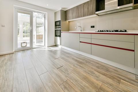 3 bedroom townhouse for sale, Heronslee, Shefford