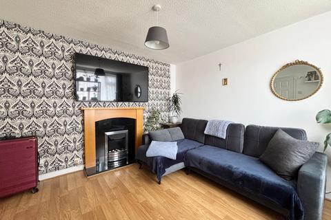 3 bedroom terraced house for sale, Wren Close, Melton Mowbray, LE13